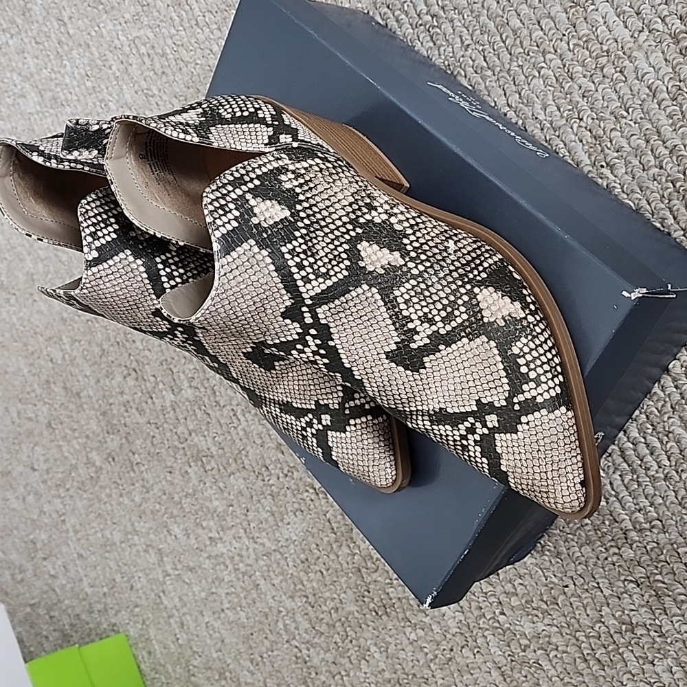 Universal Thread Snakeskin Western Boot Booties, … - image 3